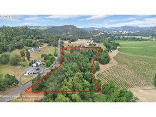767 MELQUA Rd, Roseburg, OR 97471