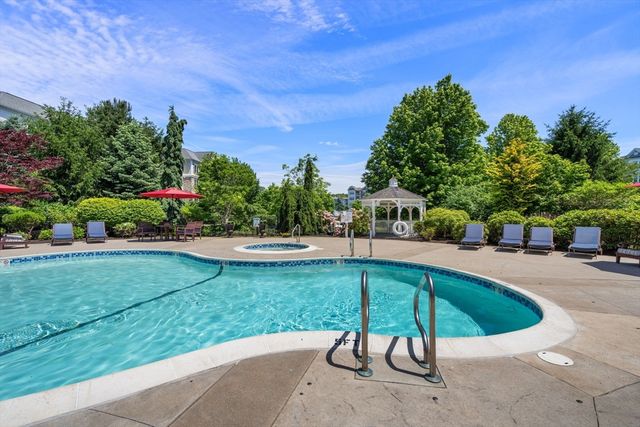 414 John Mahar Hwy A303, Braintree, MA 02184