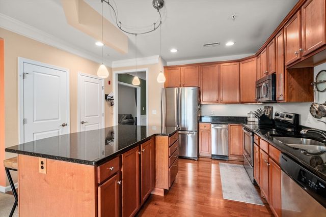 414 John Mahar Hwy A303, Braintree, MA 02184