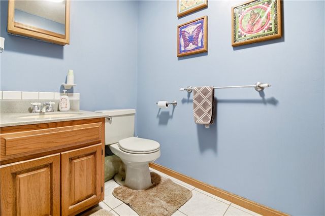 30 Wood Cove Drive, Coventry, RI 02816