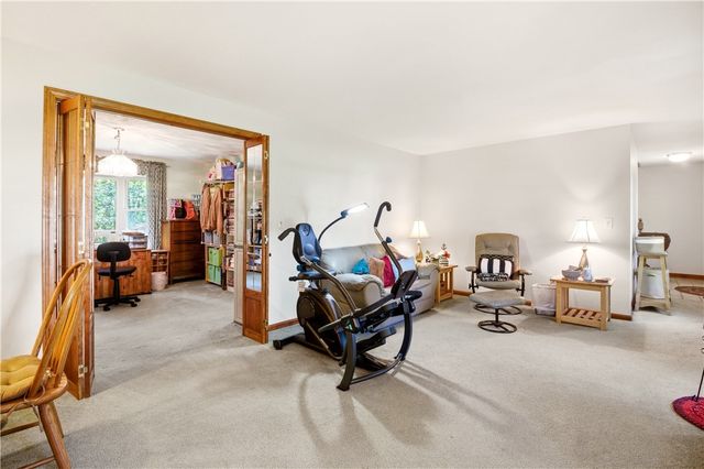 30 Wood Cove Drive, Coventry, RI 02816