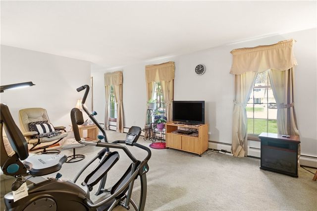 30 Wood Cove Drive, Coventry, RI 02816