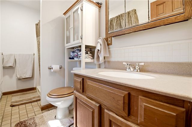 30 Wood Cove Drive, Coventry, RI 02816