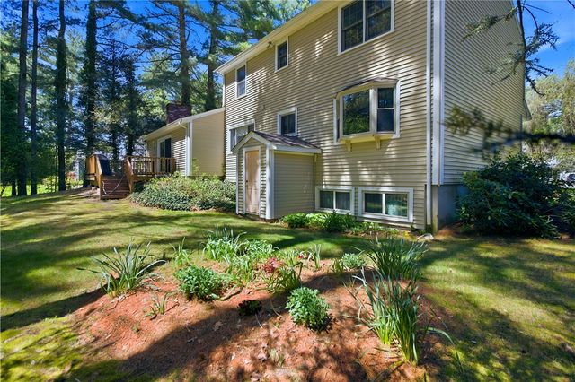 30 Wood Cove Drive, Coventry, RI 02816