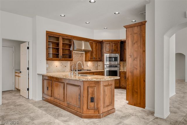 9037 Starmount Drive, Las Vegas, NV 89134