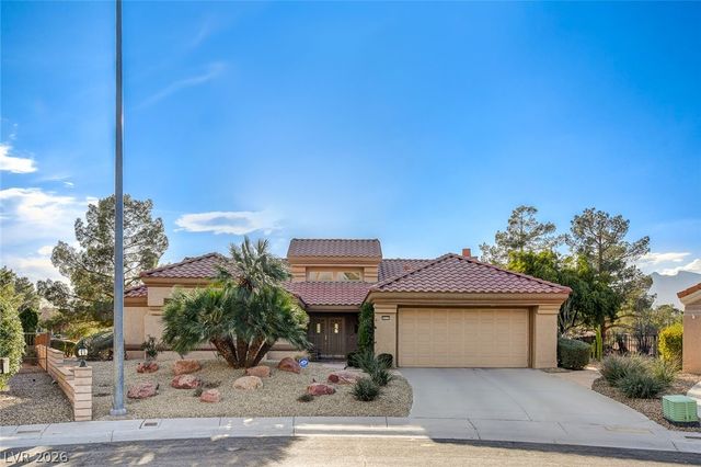 9037 Starmount Drive, Las Vegas, NV 89134