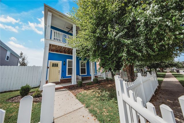 6506 Knoll View, Rogers, AR 72758
