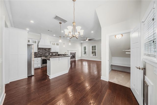 6506 Knoll View, Rogers, AR 72758