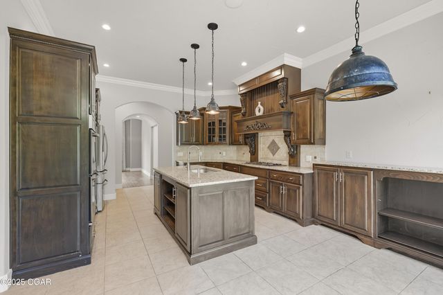 3827 Spring Hill Road, Joplin, MO 64804