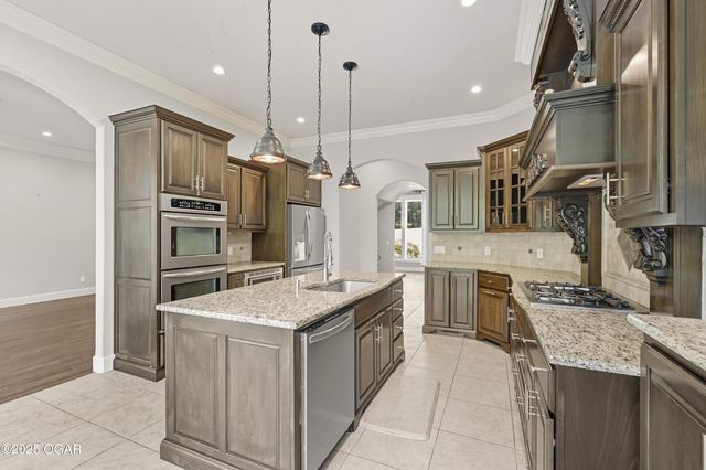 3827 Spring Hill Road, Joplin, MO 64804