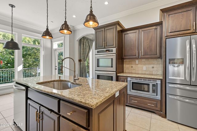 3827 Spring Hill Road, Joplin, MO 64804