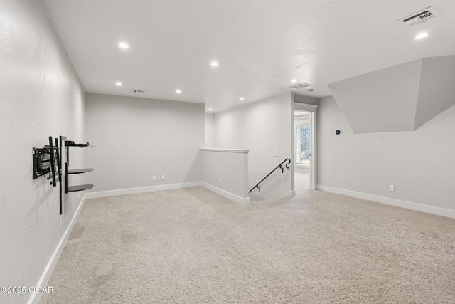 3827 Spring Hill Road, Joplin, MO 64804