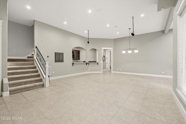 3827 Spring Hill Road, Joplin, MO 64804