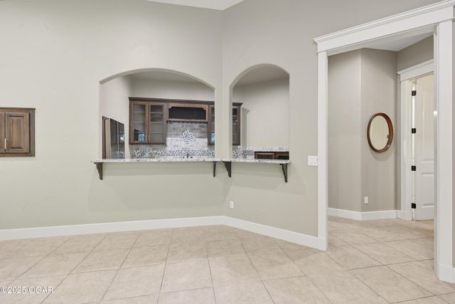 3827 Spring Hill Road, Joplin, MO 64804