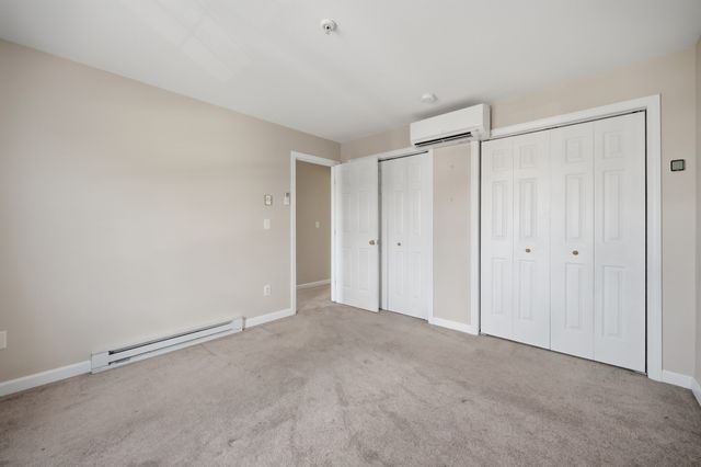 61 Pine St 13, Attleboro, MA 02703
