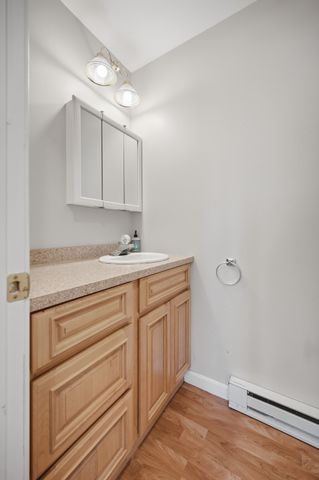 61 Pine St 13, Attleboro, MA 02703