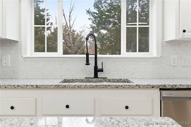 7103 Poplar Drive, Charlestown, IN 47111