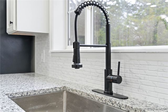 7103 Poplar Drive, Charlestown, IN 47111