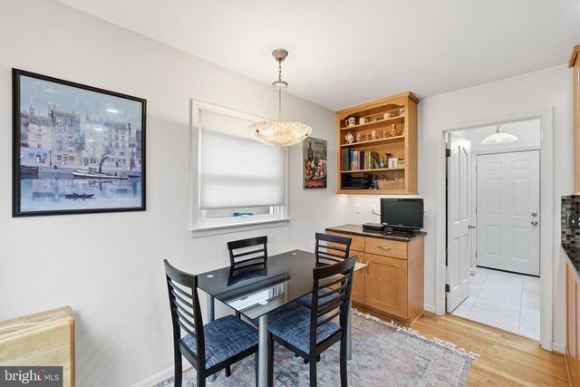 7607 MARYKNOLL AVE, Bethesda, MD 20817