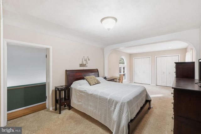 7607 MARYKNOLL AVE, Bethesda, MD 20817