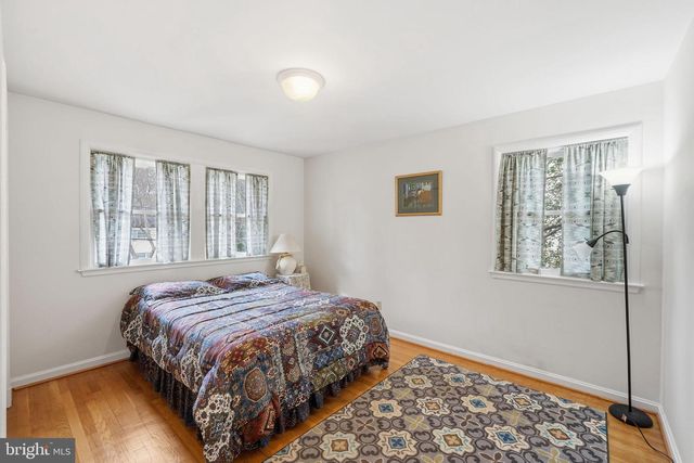 7607 MARYKNOLL AVE, Bethesda, MD 20817