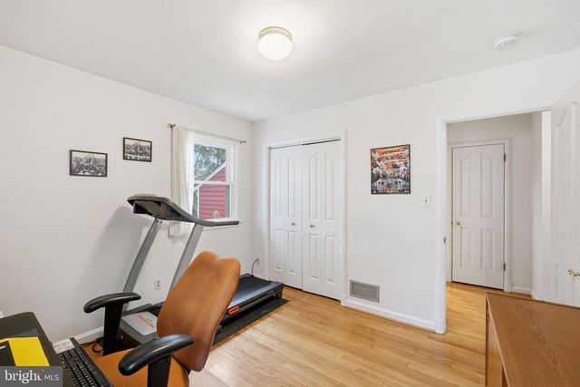 7607 MARYKNOLL AVE, Bethesda, MD 20817