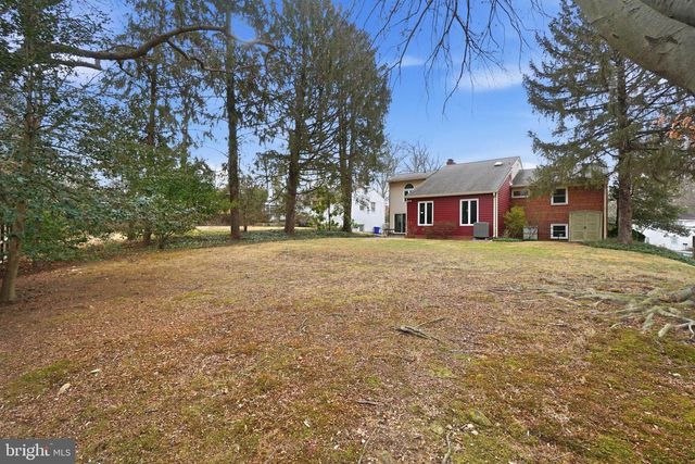 7607 MARYKNOLL AVE, Bethesda, MD 20817