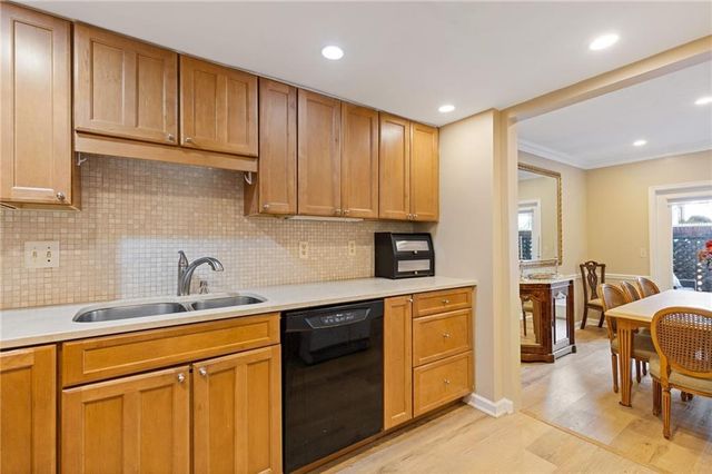 4101 Dunwoody Club Drive 31, Atlanta, GA 30350