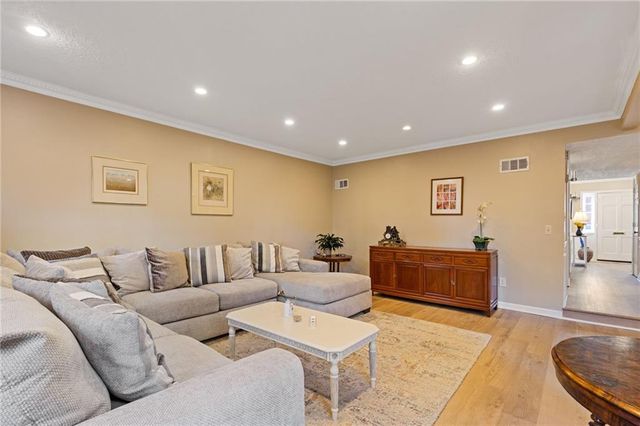 4101 Dunwoody Club Drive 31, Atlanta, GA 30350