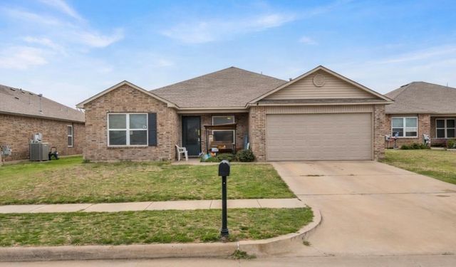 7713 Lipizzan Road, Oklahoma City, OK 73132