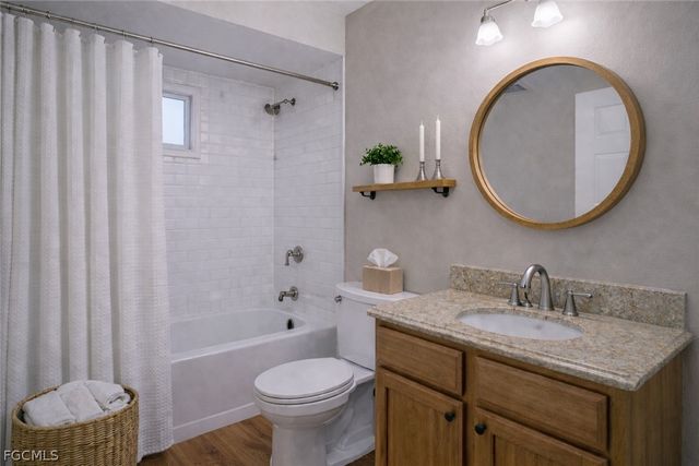 5844 Crabwood CT, Fort Myers, FL 33919