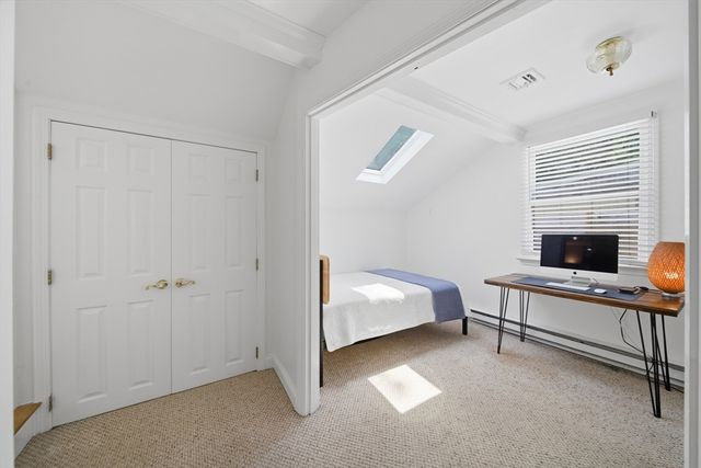 22 Priscilla Cir, Weymouth, MA 02188