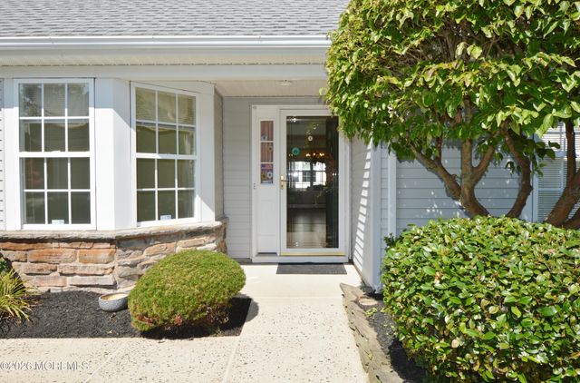 3258 Gemstone Lane, Toms River, NJ 08755