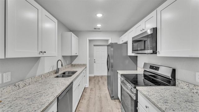 514 2ND STREET SW, Fort Meade, FL 33841