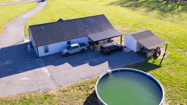 2586 Brown Shop Rd, Petersburg, TN 37144