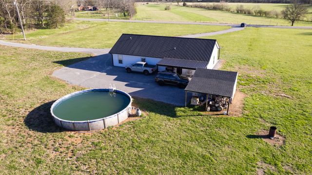 2586 Brown Shop Rd, Petersburg, TN 37144