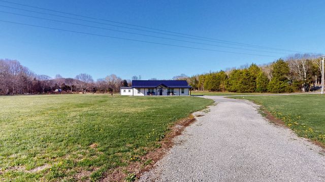 2586 Brown Shop Rd, Petersburg, TN 37144