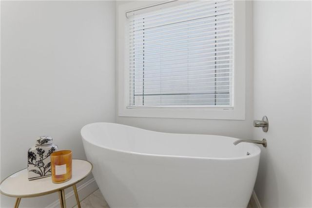 1094 Fourth Street, Stone Mountain, GA 30083
