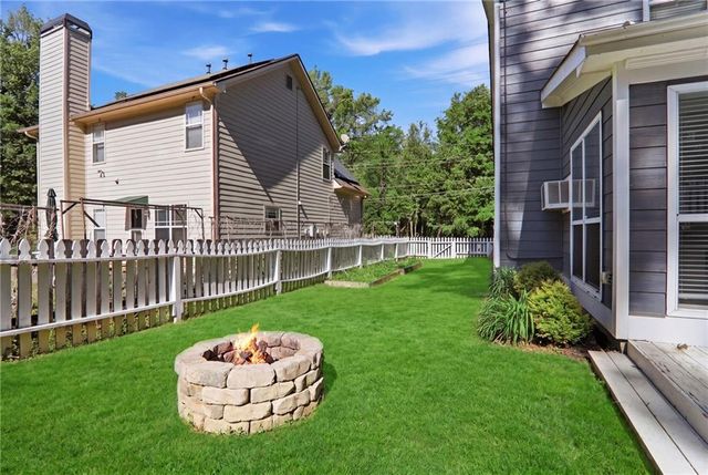 1094 Fourth Street, Stone Mountain, GA 30083