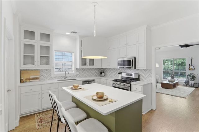 1094 Fourth Street, Stone Mountain, GA 30083
