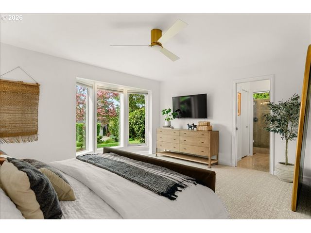 7835 Sw WESTGATE Way, Portland, OR 97225