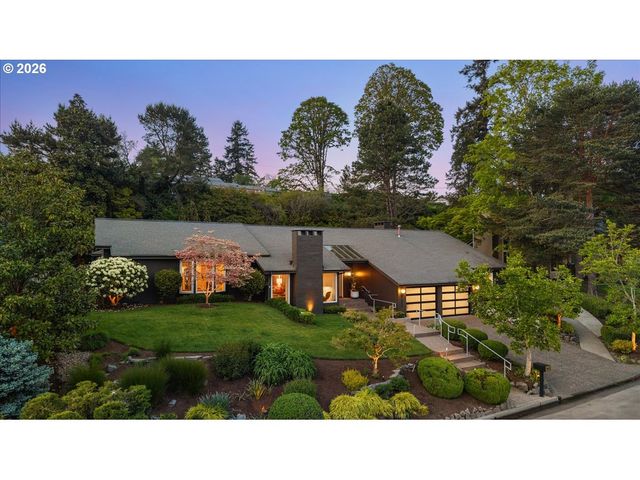 7835 Sw WESTGATE Way, Portland, OR 97225