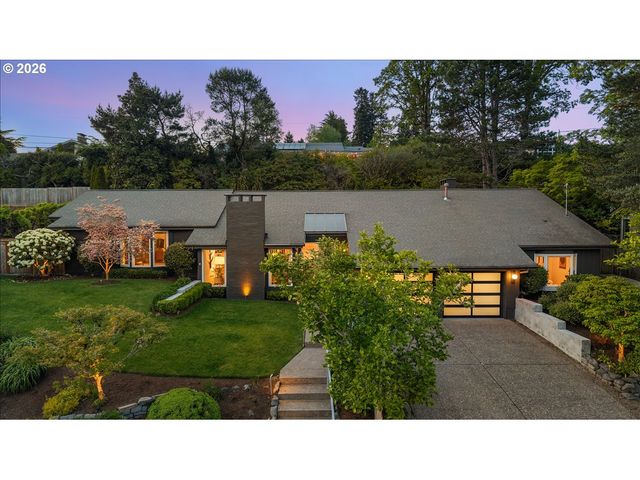 7835 Sw WESTGATE Way, Portland, OR 97225