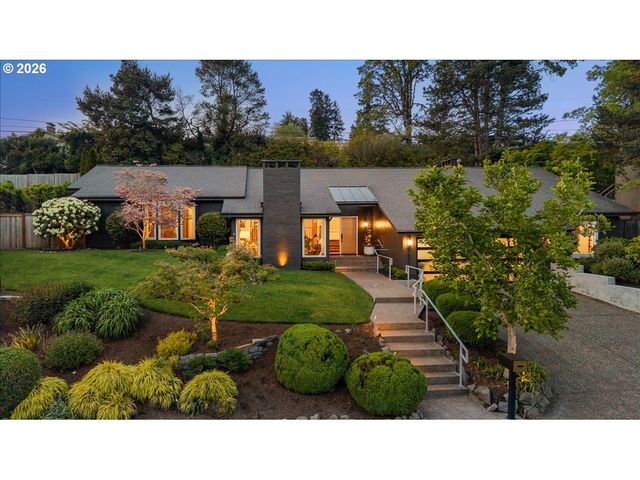 7835 Sw WESTGATE Way, Portland, OR 97225