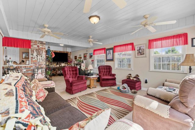 2409 Normandy, Searcy, AR 72143