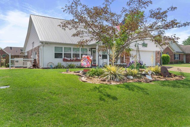 2409 Normandy, Searcy, AR 72143