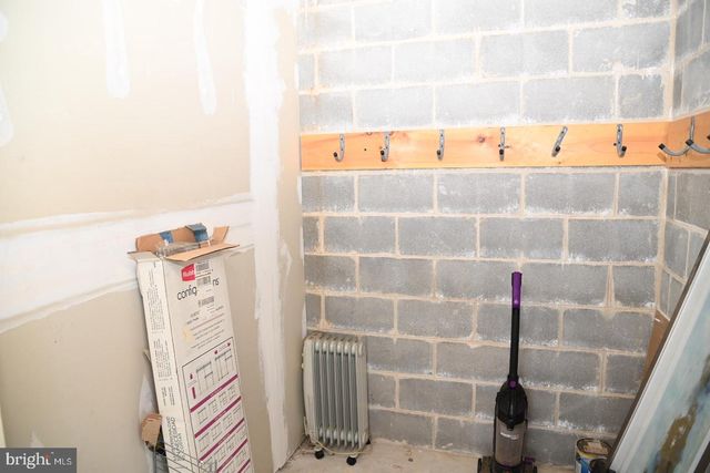 8203 CENTENNIAL STA, Warminster, PA 18974