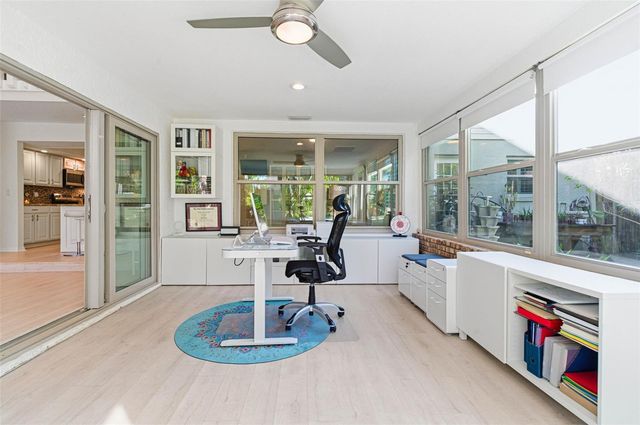 5026 BARROWE DRIVE, Tampa, FL 33624