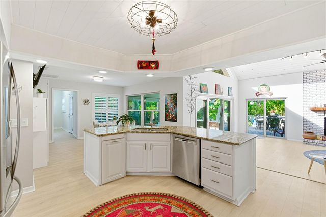 5026 BARROWE DRIVE, Tampa, FL 33624