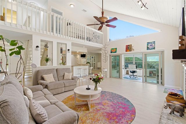 5026 BARROWE DRIVE, Tampa, FL 33624